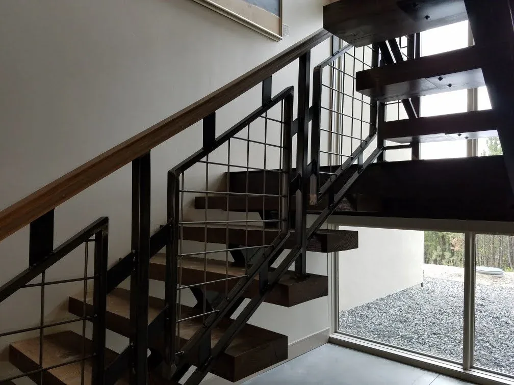 Custom Floating Steel — Staircase