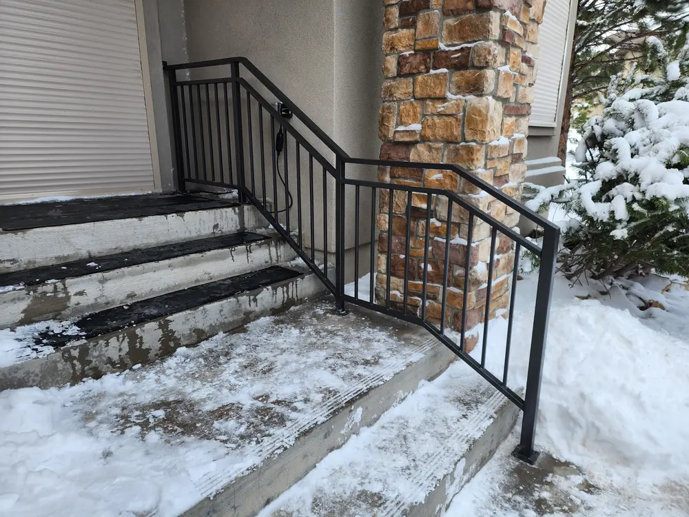 Outdoor Deck Iron Railing Snow Modern